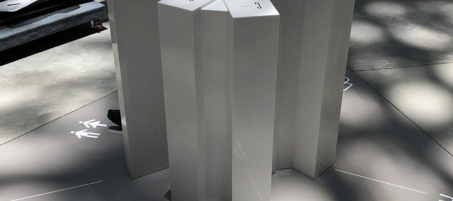 臺南美術二館館內人造石製作uv噴印指標